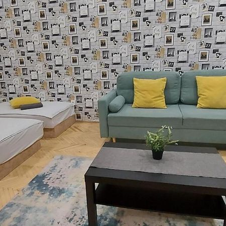 Studio 4 Apartment In The Party District بودابست المظهر الخارجي الصورة